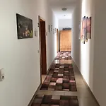 Gaestezimmer Klein Und Fein Fuer Nach Dem Wein 3*