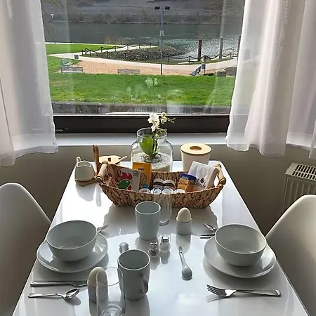 Gaestezimmer Klein Und Fein Fuer Nach Dem Wein Bed & Breakfast