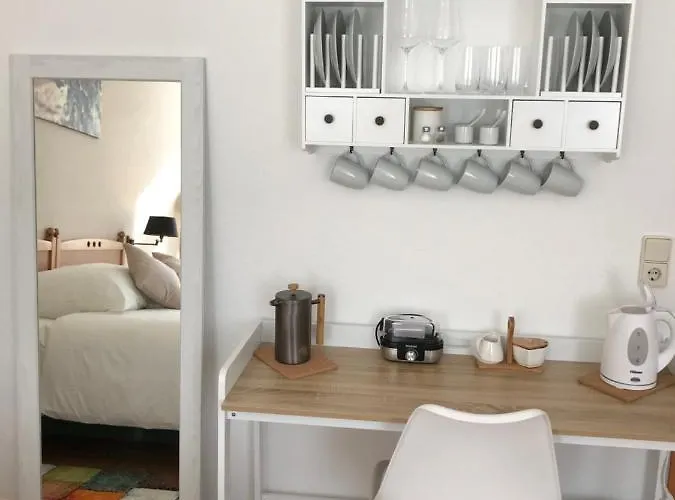 Gaestezimmer Klein Und Fein Fuer Nach Dem Wein 3*